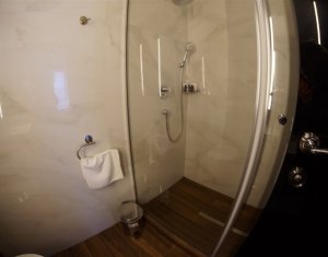 Appartement 3 chambres à louer dans Cluj-napoca, zone Zorilor