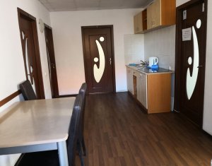 Maison 8 chambres à vendre dans Cluj-napoca, zone Centru