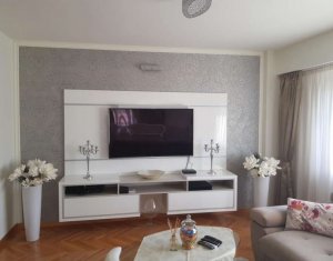 , 110m2 dans Cluj-napoca, zone Manastur
