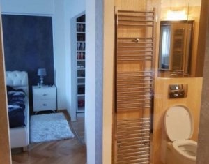 Appartement 4 chambres à vendre dans Cluj-napoca, zone Manastur