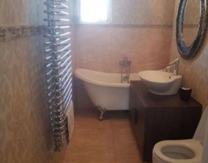Appartement 4 chambres à vendre dans Cluj-napoca, zone Manastur