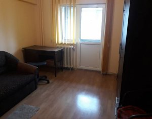 Appartement 3 chambres à louer dans Cluj-napoca, zone Marasti