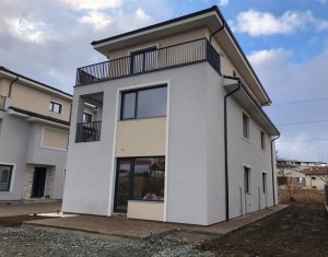 Maison 4 chambres à vendre dans Cluj-napoca, zone Borhanci