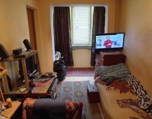 Appartement 4 chambres à vendre dans Cluj-napoca, zone Manastur