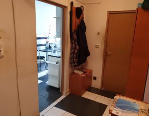 Appartement 4 chambres à vendre dans Cluj-napoca, zone Manastur