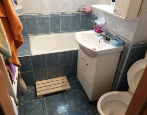 Appartement 4 chambres à vendre dans Cluj-napoca, zone Manastur