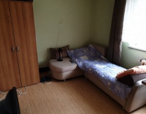 Appartement 4 chambres à vendre dans Cluj-napoca, zone Manastur