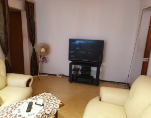 Appartement 4 chambres à vendre dans Cluj-napoca, zone Manastur