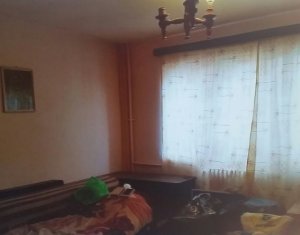 Appartement 4 chambres à vendre dans Cluj-napoca, zone Manastur