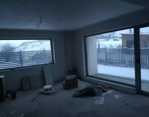 Maison 4 chambres à vendre dans Cluj-napoca, zone Borhanci