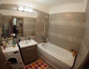 Appartement 3 chambres à vendre dans Cluj-napoca, zone Buna Ziua