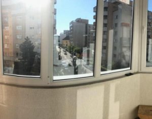 Appartement 3 chambres à vendre dans Cluj-napoca, zone Marasti