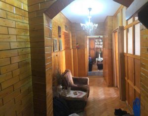 Appartement 3 chambres à vendre dans Cluj-napoca, zone Marasti