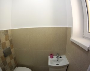 Appartement 3 chambres à louer dans Cluj-napoca, zone Centru