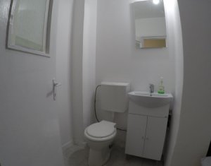 Bureau à louer dans Cluj-napoca, zone Manastur