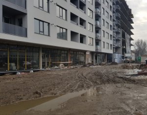 Espace Commercial à louer dans Cluj-napoca, zone Marasti
