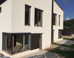 Maison 4 chambres à vendre dans Cluj-napoca