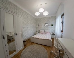 Appartement 3 chambres à louer dans Cluj-napoca, zone Centru