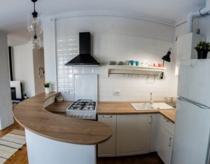 Appartement 3 chambres à louer dans Cluj-napoca, zone Centru