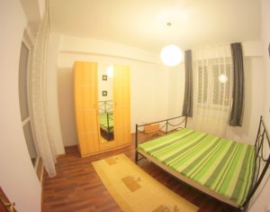 Appartement 3 chambres à vendre dans Cluj-napoca, zone Marasti