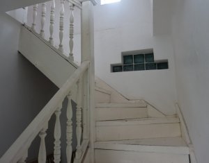 Maison 6 chambres à vendre dans Cluj-napoca, zone Iris
