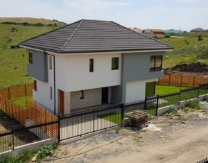 Maison 4 chambres à vendre dans Dezmir