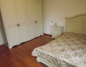 Maison 5 chambres à louer dans Cluj-napoca, zone Europa