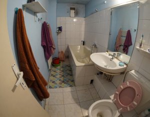 Appartement 3 chambres à vendre dans Cluj-napoca, zone Marasti