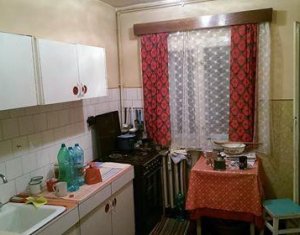 Appartement 3 chambres à vendre dans Cluj-napoca, zone Marasti