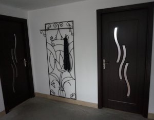 Maison 4 chambres à vendre dans Cluj-napoca, zone Buna Ziua