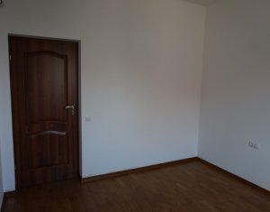 Maison 4 chambres à vendre dans Cluj-napoca, zone Buna Ziua