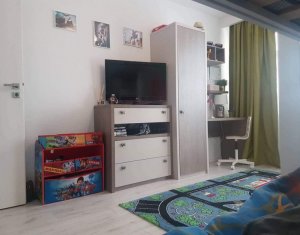 Maison 4 chambres à vendre dans Floresti