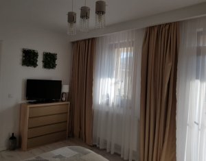Maison 4 chambres à vendre dans Floresti
