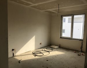 Maison 3 chambres à vendre dans Floresti