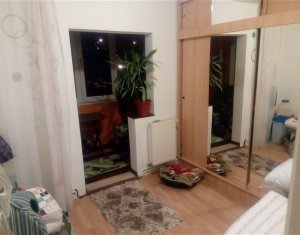 Appartement 4 chambres à vendre dans Cluj-napoca, zone Manastur