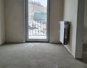Maison 3 chambres à vendre dans Floresti