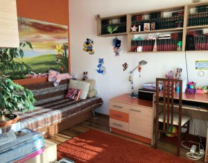 Maison 4 chambres à vendre dans Cluj-napoca, zone Manastur