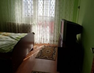 Appartement 3 chambres à vendre dans Cluj-napoca, zone Marasti