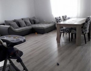 Lakás 3 szobák eladó on Baciu