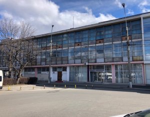 Espace Commercial à louer, 200m2 dans Cluj-napoca, zone Iris
