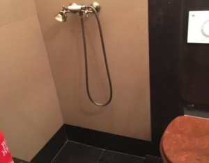 Appartement 3 chambres à vendre dans Cluj-napoca, zone Centru