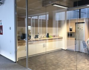 Bureau à louer dans Cluj-napoca, zone Iris