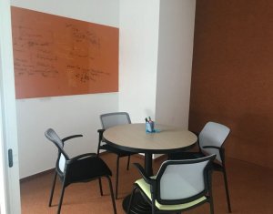 Bureau à louer dans Cluj-napoca, zone Iris