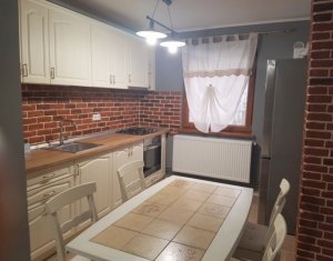 , 68m2 dans Cluj-napoca, zone Manastur