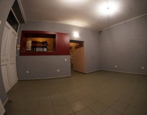 Espace Commercial à vendre, 30m2 dans Cluj-napoca, zone Centru