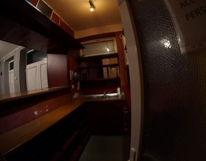 Espace Commercial à vendre dans Cluj-napoca, zone Centru