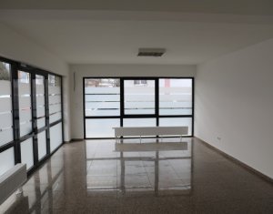 Espace Commercial à vendre dans Cluj-napoca, zone Intre Lacuri