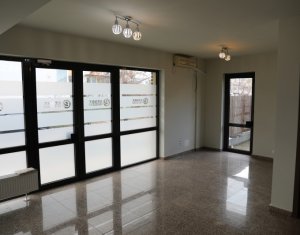 Espace Commercial à vendre dans Cluj-napoca, zone Intre Lacuri