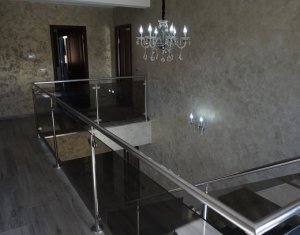Maison 6 chambres à louer dans Cluj-napoca, zone Someseni