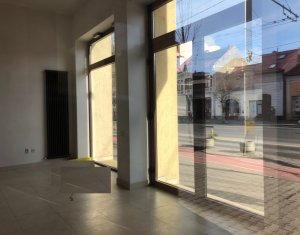 Espace Commercial à louer, 41m2 dans Cluj-napoca, zone Centru